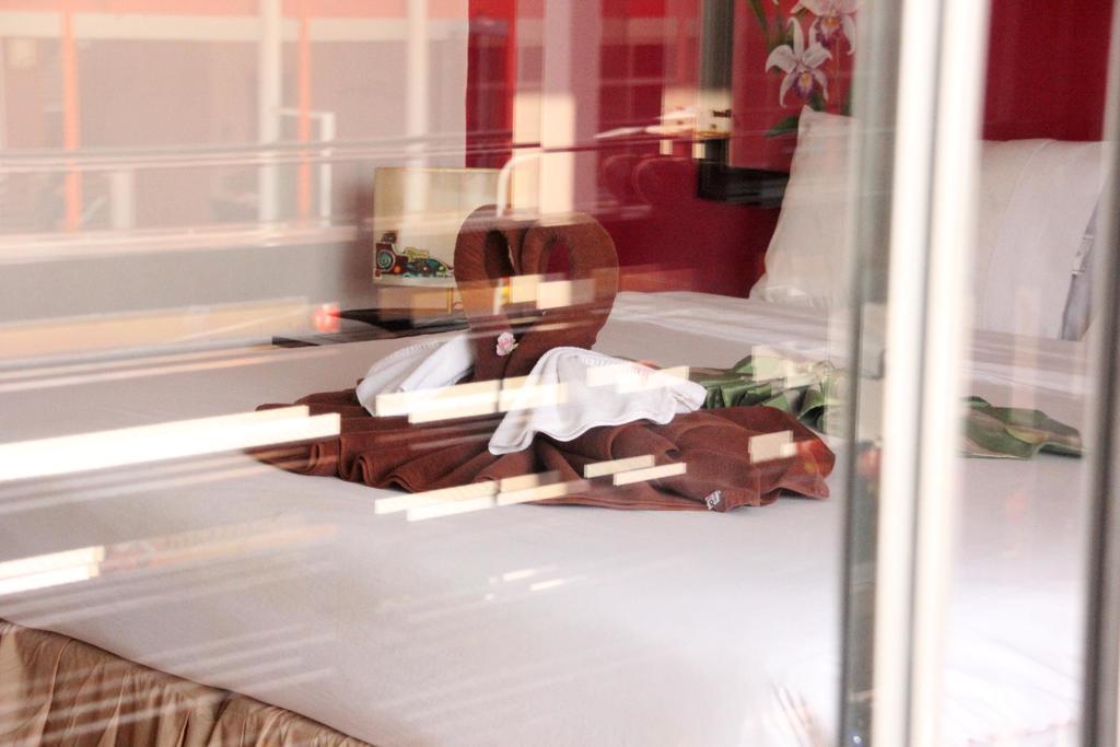 Phuket Be My Guest Boutique Hotel מראה חיצוני תמונה